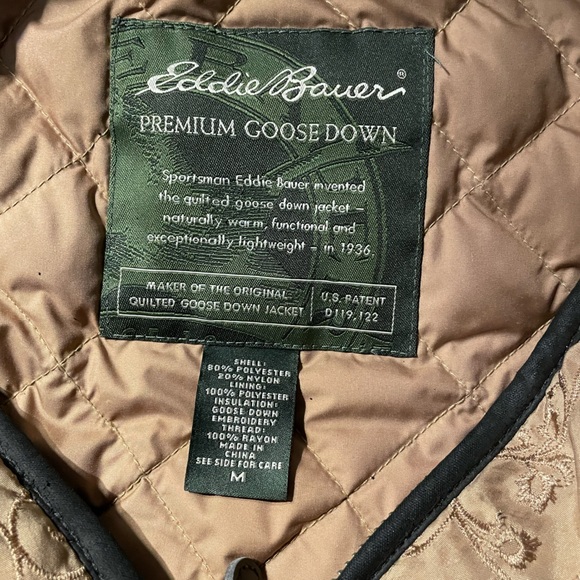 Eddie Bauer Premium Goose Down Vest Women's Size Medium - Picture 3 of 6